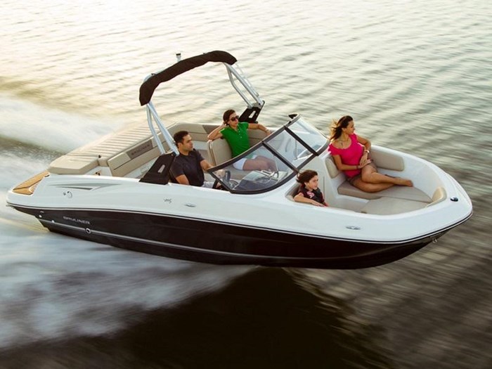BAYLINER VR 5 BOWRIDER IB BAYLINER VR 5 BOWRIDER IB