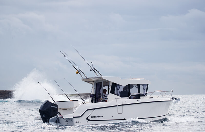 QUICKSILVER 805 PILOTHOUSE QUICKSILVER 805 PILOTHOUSE