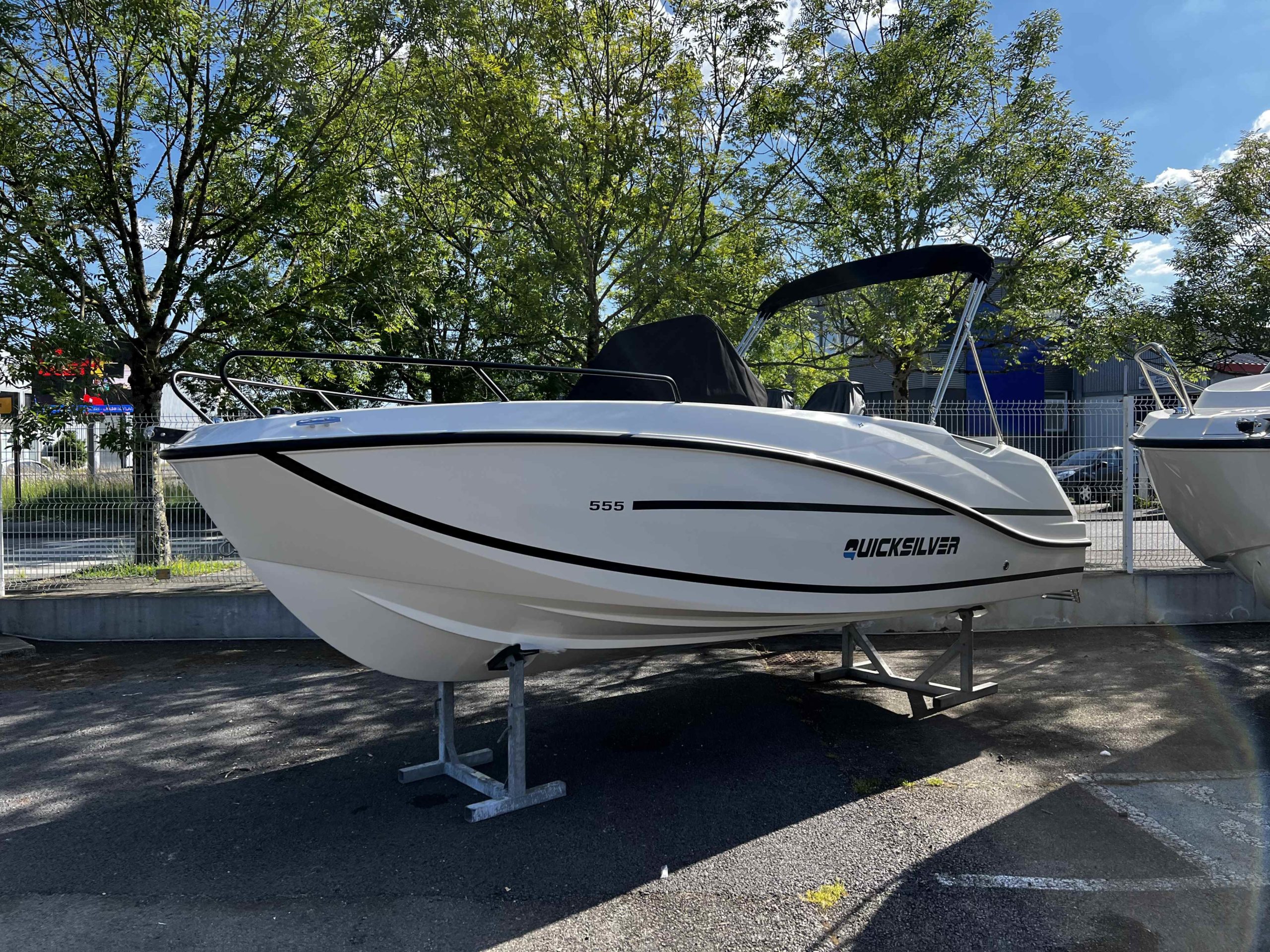 QUICKSILVER - ACTIV 555 OPEN