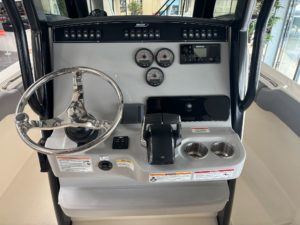 BOSTON WHALER 250 OUTRAGE