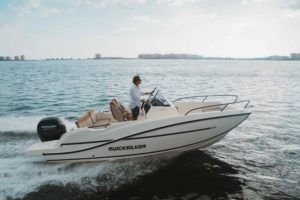 QUICKSILVER ACTIV 605 OPEN