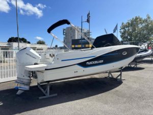 QUICKSILVER ACTIV 755 SUNDECK