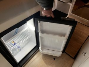 QUICKSILVER 805 PILOTHOUSE