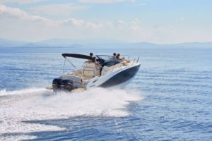 QUICKSILVER ACTIV 875 SUNDECK