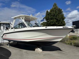 BOSTON WHALER 240 VANTAGE