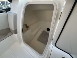 BOSTON WHALER 240 VANTAGE