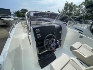 QUICKSILVER 805 OPEN