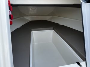 QUICKSILVER ACTIV 675 SUNDECK