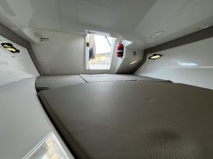 QUICKSILVER ACTIV 675 SUNDECK