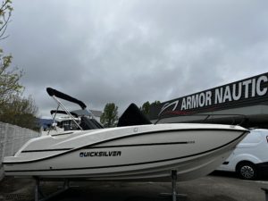 QUICKSILVER ACTIV 605 OPEN