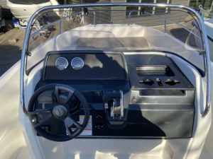 QUICKSILVER ACTIV 605 OPEN