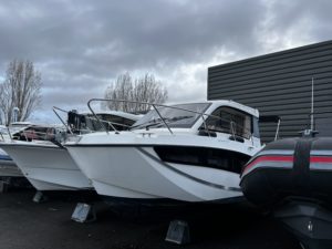 QUICKSILVER ACTIV 755 WEEKEND