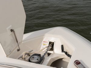 BOSTON WHALER 380 Realm