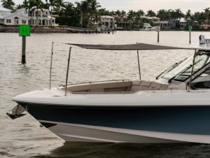 BOSTON WHALER 380 Realm