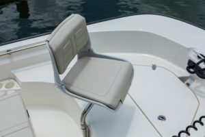 BOSTON WHALER 170 Montauk