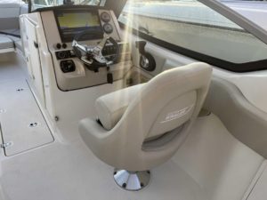 BOSTON WHALER 240 Vantage
