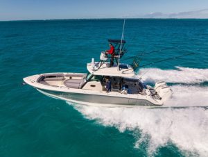 BOSTON WHALER 360 outrage
