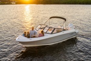 BOSTON WHALER 210 Vantage