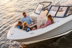 BOSTON WHALER 210 Vantage