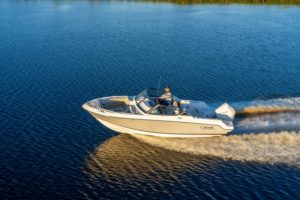BOSTON WHALER 210 Vantage