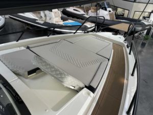 NAVAN S30