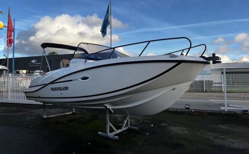 QUICKSILVER Activ 675 Sundeck