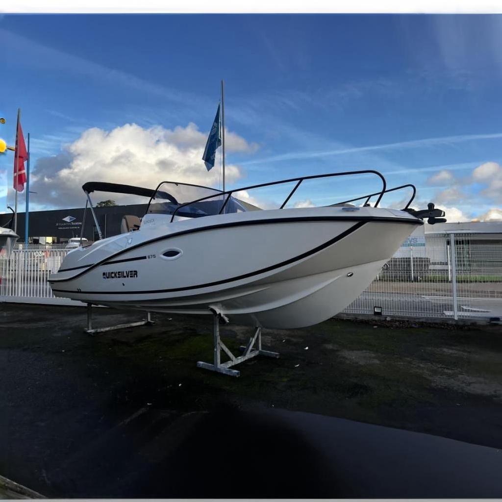 QUICKSILVER Activ 675 Sundeck