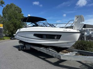 QUICKSILVER ACTIV 755 CRUISER