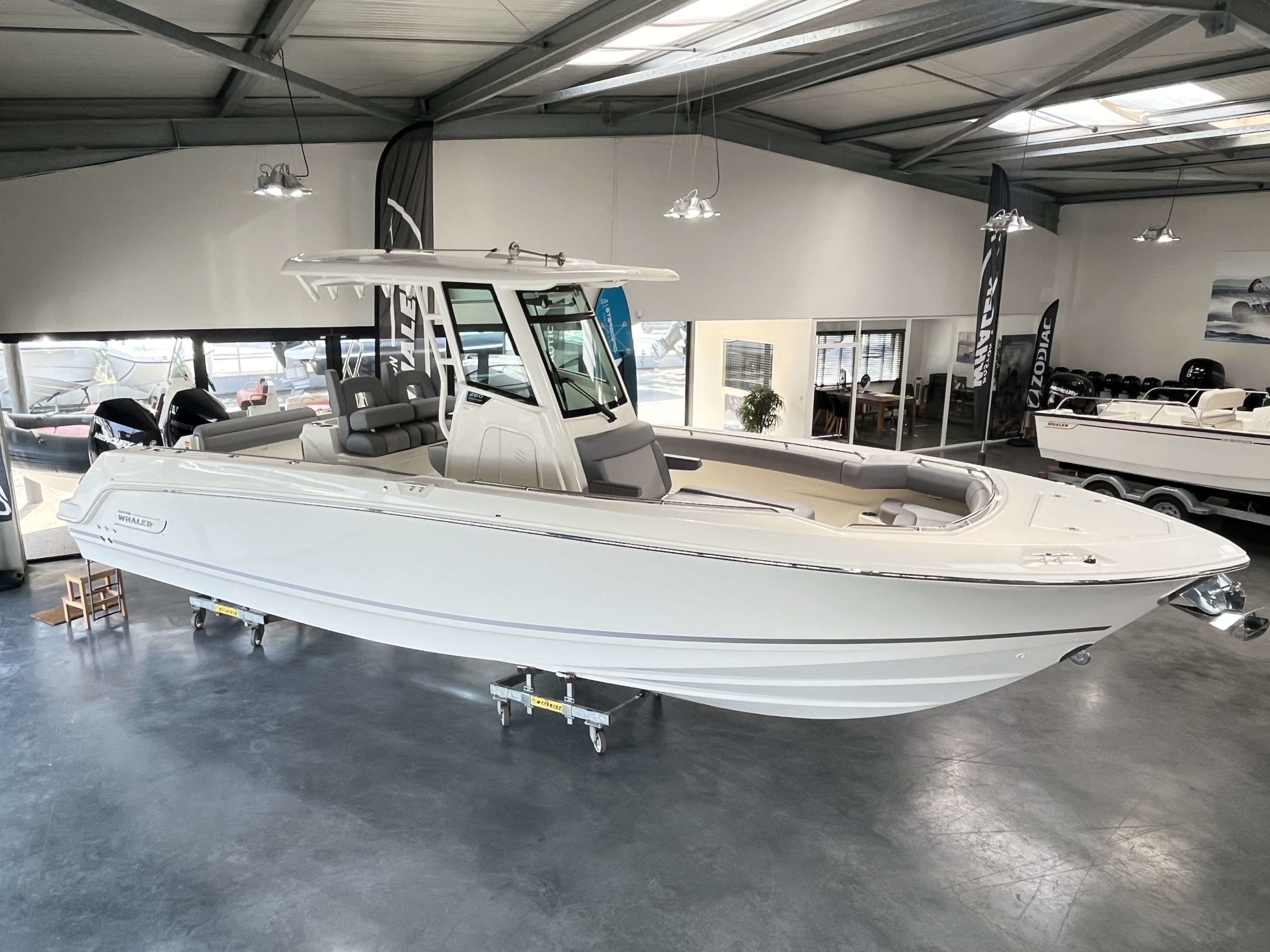BOSTON WHALER 280 Outrage