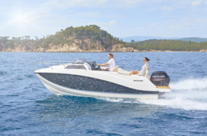 QUICKSILVER 555 Cabin