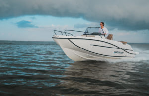 QUICKSILVER 605 Open