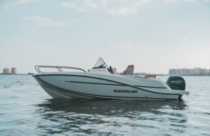QUICKSILVER 605 Open