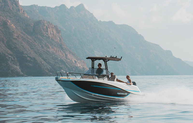 QUICKSILVER 705 Open
