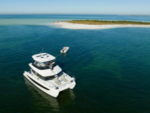 AQUILA 42 Yacht
