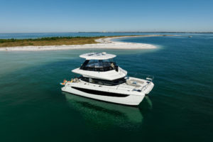 AQUILA 42 Yacht