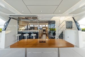 AQUILA 50 Yacht