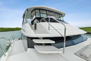 AQUILA 50 Yacht