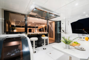 AQUILA 54 Yacht