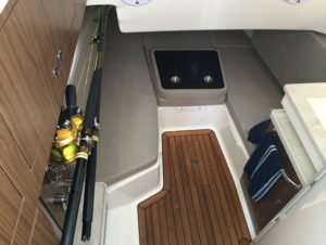 BOSTON WHALER 380 Outrage