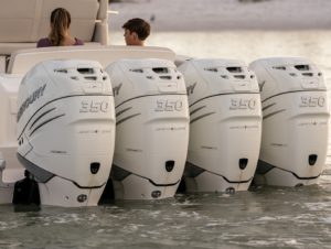 BOSTON WHALER 380 Realm