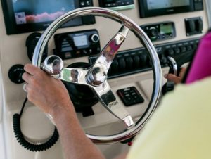 BOSTON WHALER 230 Outrage