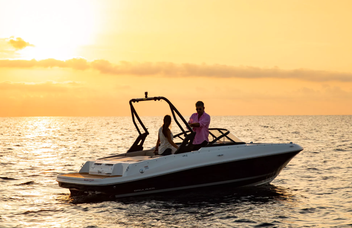 BAYLINER VR4 Bowrider