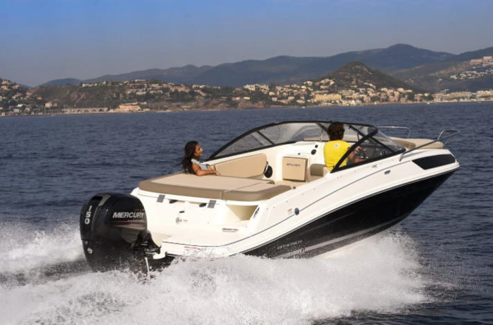 BAYLINER VR5 Cuddy Outboard