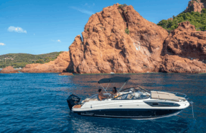 BAYLINER VR6 Cuddy Outboard