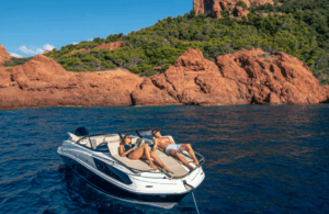 BAYLINER VR6 Cuddy Outboard