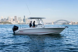 BOSTON WHALER 230 Outrage
