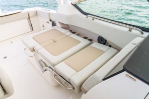 BOSTON WHALER 240 Vantage