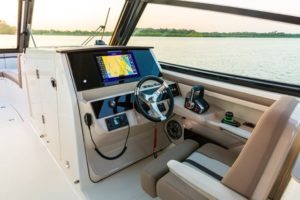 BOSTON WHALER 330 Vantage