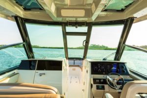 BOSTON WHALER 330 Vantage
