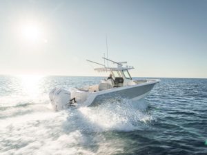 BOSTON WHALER 330 outrage